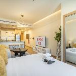 Free housekeeping visits during your stay - StayShort - Elegant JVC Retreat - Timeless Comfort for 2