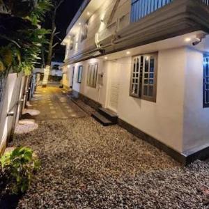 Seabay Bliss Varkala by Ojes