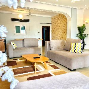 Bel appartement moderne de 3 chambres à Cotonou