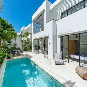 Luxe at Umalas - Tropical 3BR Villa in the Heart of Umalas