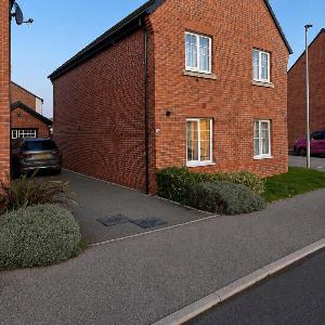 Elegant 4 Bedroom House Sleeps 8 Private Garden