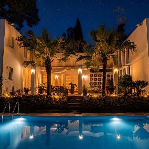 Magnificent 5-bedroom Villa