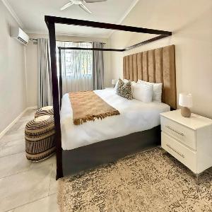 Modern 2-Bed Apartment In Victoria Falls Estate
