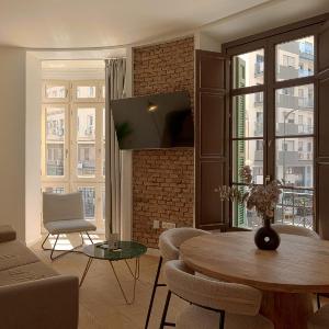 El Racimo Apartments