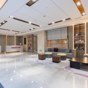 Lavande Hotel (Wuhan Chu River Han Street)
