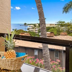 Kona Pacific A305 Top Floor Ocean View!
