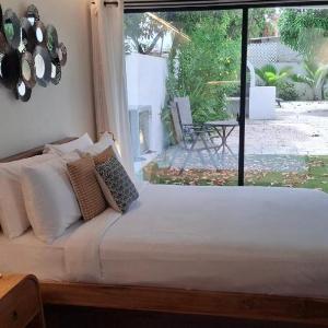 Esensia Boutique Studio