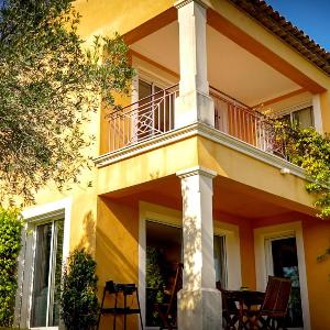 Golf Retreat in Mazamet with Pool