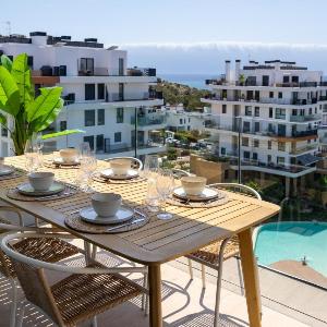 Allonbay Aster 6 - Luxury Apartment with Sea Views and Private Jacuzzi