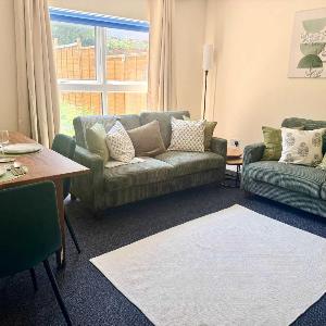 Spacious 5-Bedroom in central Birmingham Garden & Parking