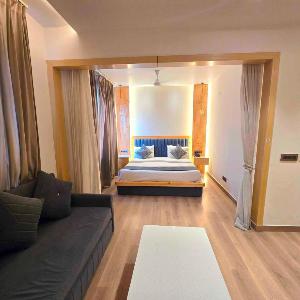 Townhouse Oak by OYO Rambagh Amritsar Formerly Kingsway