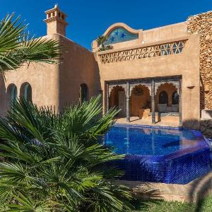 Villa Alhambra Del Portet by Abahana Luxe