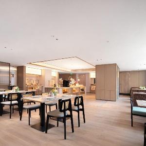 Country Inn & Suites by Radisson Wuhan Jianghan Road Pedestrian Street Hankou River Beach