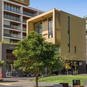 Wynyard Residence 3-Level Townhouse