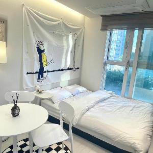 1 min to Dongmyo Stn / Super Bright & Nice Studio