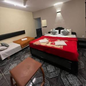 Shanti's Rahil Inn
