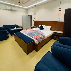 Unique Hotel Multan