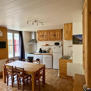 Appartement lumineux au calme - 8 pers. - FR-1-812-165