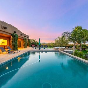 Private Desert Villa with Pool and Putting Green