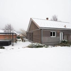 Chalet des Ruchers - Sleeps 6 - Private Hot Tub