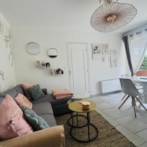 Apartment With a Garden 2 min to the Ocean