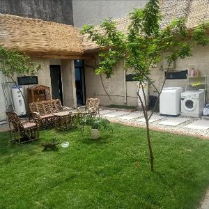 أسكن الكوخ في شارع الاميرات