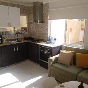 Villa Flores - Near Beach Tanki Leendert