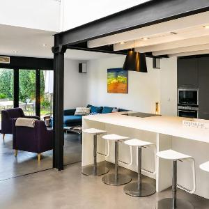 House for 11 people with a pool in La Rochelle