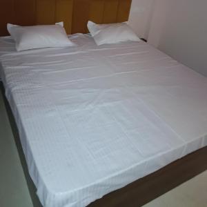 Shiv hotel and restaurant