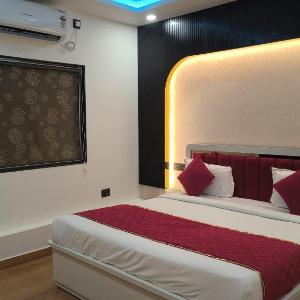 Aashirwaad Hotel & Banquet