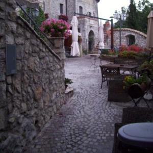 Al Piccolo Borgo Locanda Con Alloggio