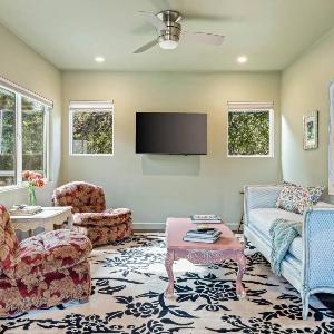 Silver Lake Cottage in the Garden Hideaway