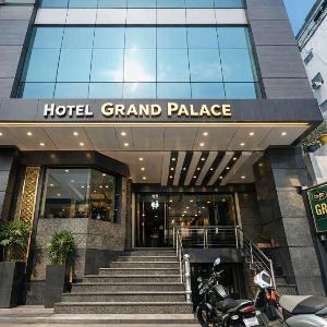 Hotel Grand Palace