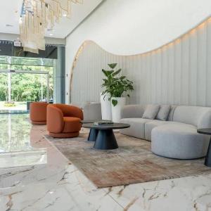 Spacious 1-Bedroom with Park Views
