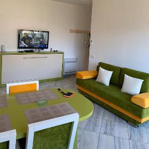 Lalzi Holiday Home 2