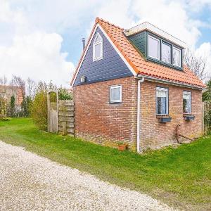 Pet-friendly home in Callanstoog near beach