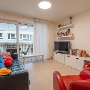New & Modern Apartment Steps from the Sea
