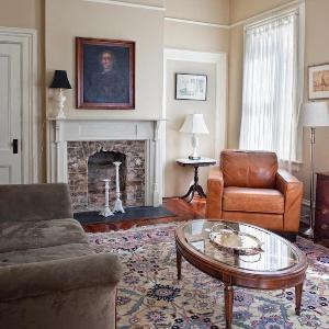 Printmaker's Inn - High Cotton Suite