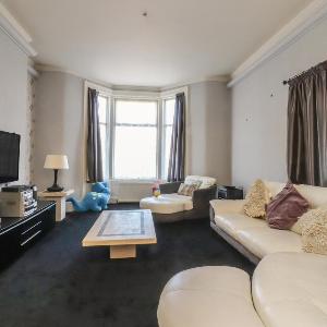 Luxury Winter Gardens Apartment 2