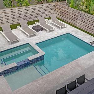 Villa Palmora Luxury 6BR Oasis Near the Beach