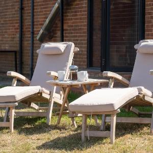 The Dairy House #Aldeburgh #SnapeMaltings - sleeps 11 - NOT SUITABLE FOR HENS OR STAGS OR ANY SIMILAR NOISY EVENTS DUE TO PROXIMITY OF NEIGHBOURS WHO VALUE THEIR PEACEFUL SETTING - Manage by Aldeburgh Coastal Cottages