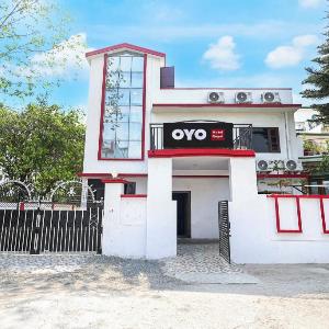 Hotel O Royal Homestay