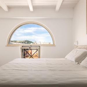 Suite 33 - Boutique Apartments