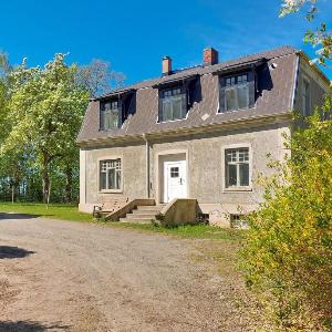 Awesome Apartment In Oxie With Wifi