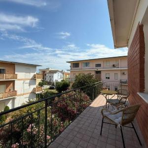 M471 Marcelli trilocale con balcone a 200 mdalla spiaggia