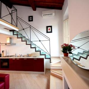 Apartments Florence Laura Red