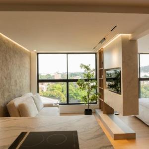 Modern Fully Equipped and Cozy Loft