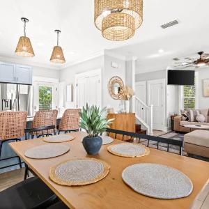 Tropic Like Its Hot - Retreat Perfect for Families