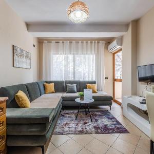 Green Waves Retreat 1BR Apartment by PikHost