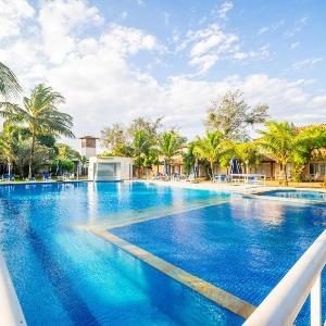 Buzios! 300 meters from the beach 4-bedroom suite house! BZ47 Viva la Vida Condominium